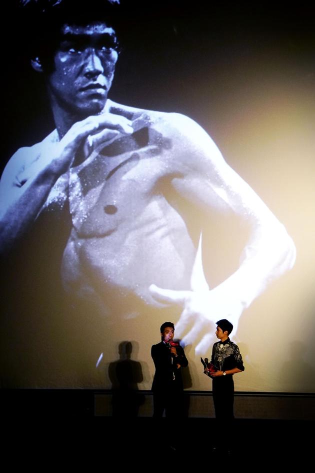 《超级保镖》首映