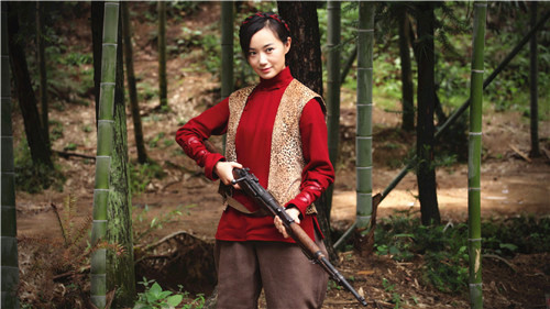 李三枪战菁一化身帅气神枪手