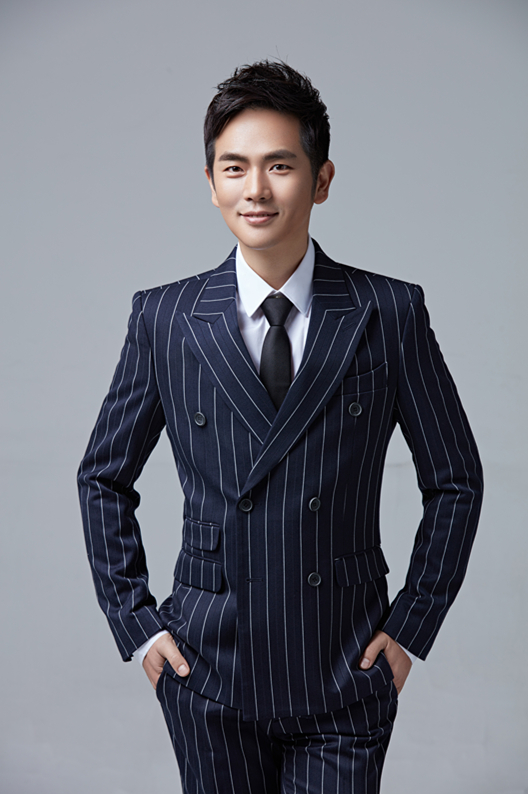 张晓龙列出历史依据发声抗议南海仲裁