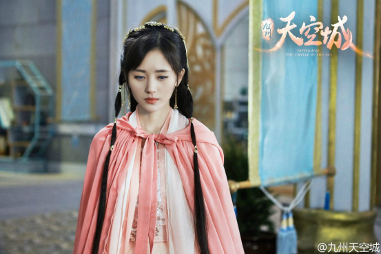 鞠婧祎献唱新曲