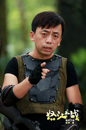 《怒江之战》宋庆临危不乱 勇敢智救队友