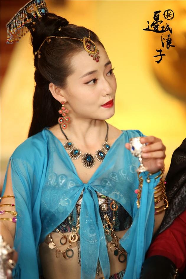 柴碧云饰无名居花魁翠浓