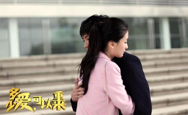 正文  新浪娱乐讯 正在央视八套黄金档热播的电视剧《多少爱,可以重来