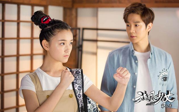 《旋风少女》是蒋依依首次挑战出演外国人的剧集,她所饰演的金敏珠