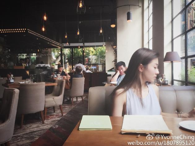 郑恺女友侧颜杀