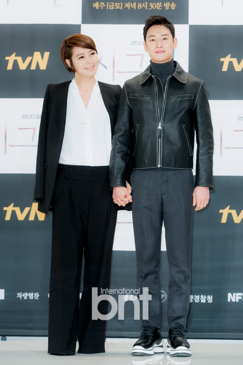 金惠秀李帝勋再次携手将出演无限商社