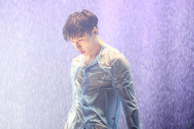 张艺兴首尔演唱会