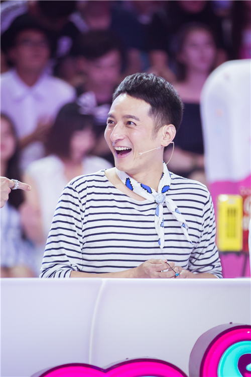 《甜心》李维嘉获赞贴心 偏爱活泼型选手