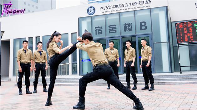 迪丽热巴、马可