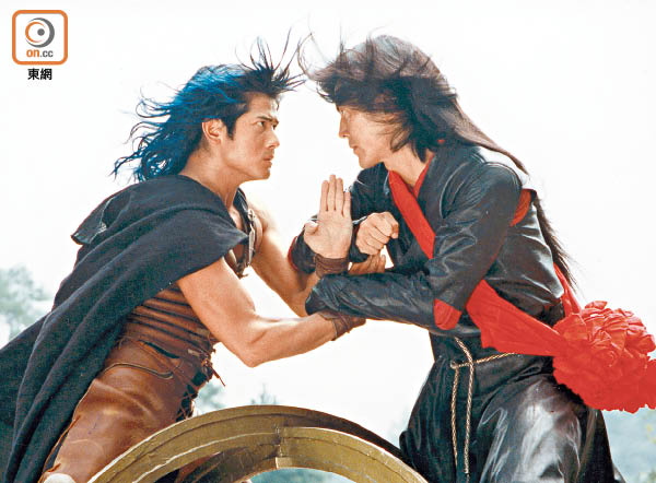 当年由郭富城与郑伊健主演的《风云》电影大收旺场.