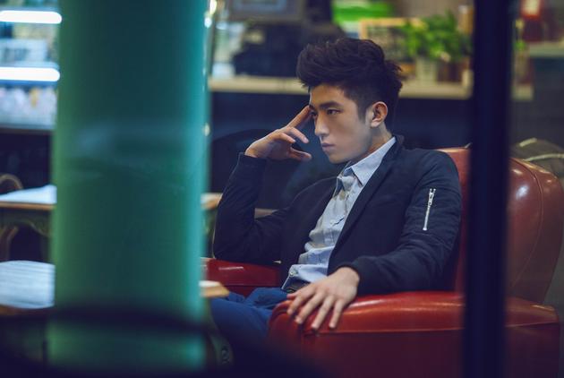 海清贾静雯双女神加持 程启蒙分裂进化