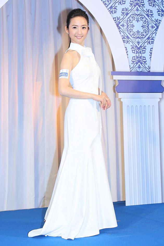 郑元畅被传同性暧昧 林依晨:爱与生俱来