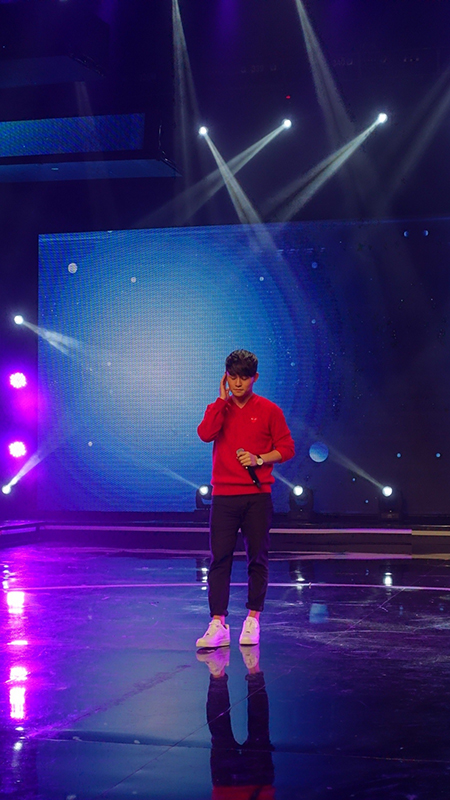 长宇献唱新曲《爱过你》 全新专辑筹备中