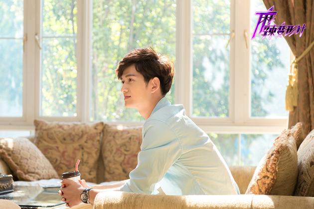 马可饰演梁大巍