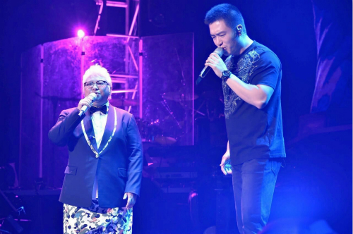 韩红演唱《浮夸》