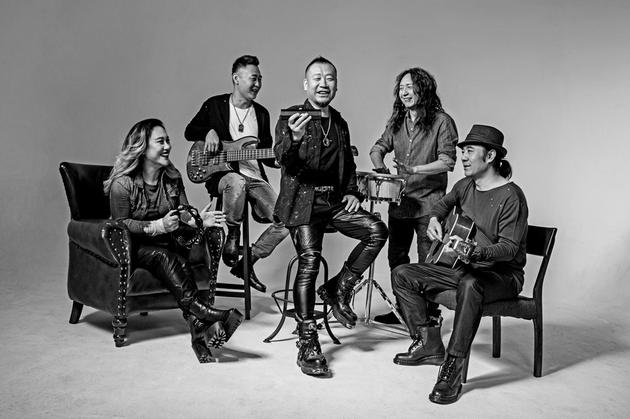 零点乐队《我还爱着你》