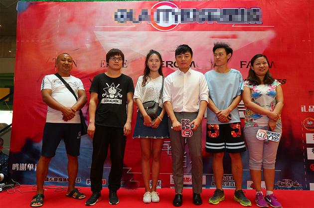 张磊新疆签售会