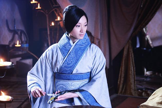 赵蔓·沈佳妮饰