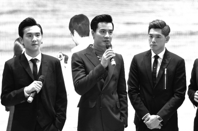 《绝世好工》主演方伟杰、张振寰和陈罗密欧。京华时报记者王海欣摄