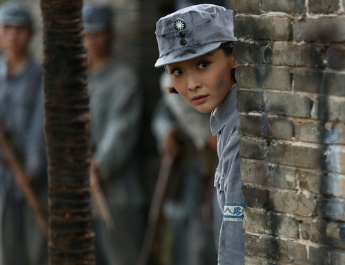 《铁血军魂》收官 李曼刚柔并济展风采