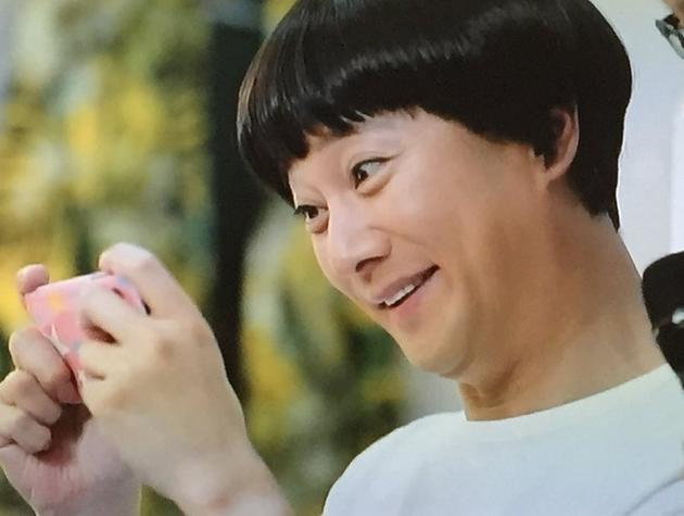 中居正广为人气手游拍广告 扮天真可爱