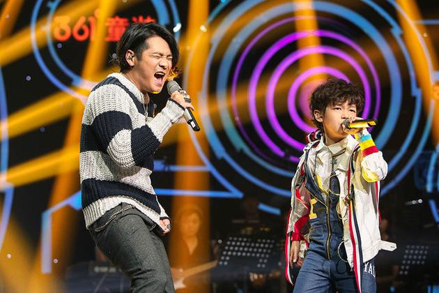 《中国新声代》曹格毕维嘉合唱《we will rock you》