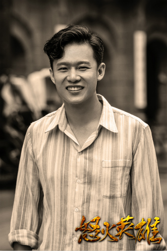 怒火英雄柯伯龙演绎市井小人物抢眼