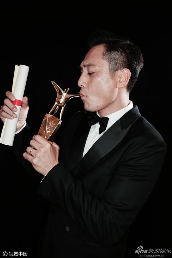 刘烨凭借《追凶者也》拿下上海电影节最佳男主角