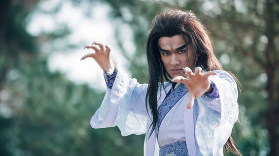 刘学义演绎兽人萧师兄