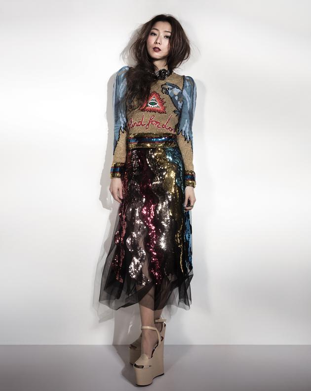 郑秀文新曲《我就是爱你不害怕》上线