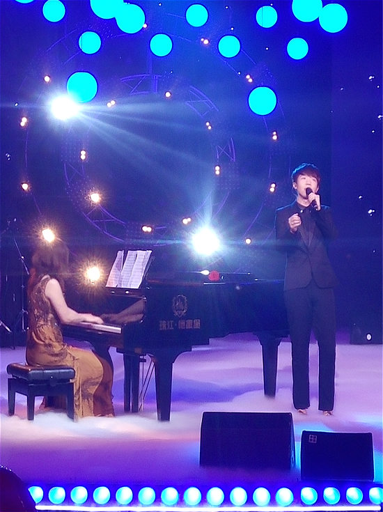 曹寅献唱《当你老了》