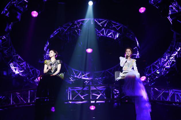 Twins巡演现场