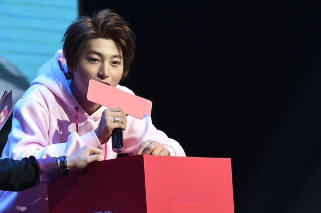 陈秋实与粉丝互动