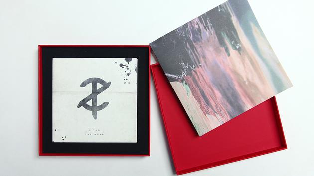 《The Road》专辑实体