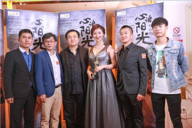 导演卢浩天,监制陈东村,制片人李少伟,演员李净洋和李嘉明