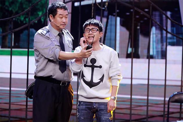 金志文本色出演选秀歌手