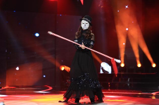 一闪一闪亮晶晶的钻石女士