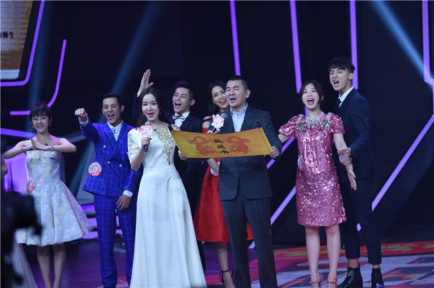 陈建斌宣读挑战书