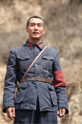 《千里雷声》热播 艾东曝生活戏太少