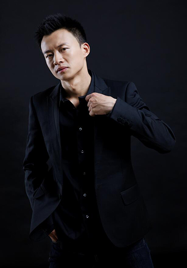 《光荣日子》开播 唐曾:当下都是光荣日