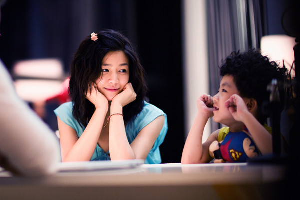 陈妍希外公芳龄38首演喜剧变土妞