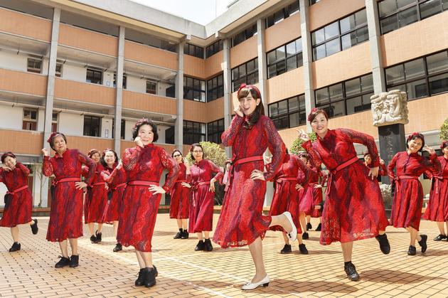 跳广场舞