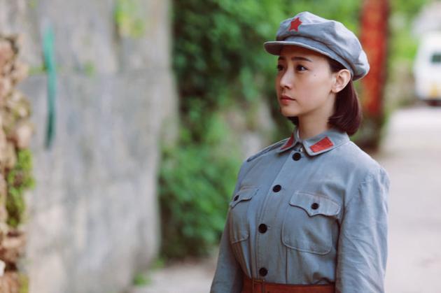 高艺涵军装剧照
