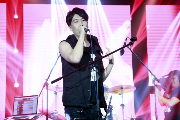 Mr.S乐团主唱阿星