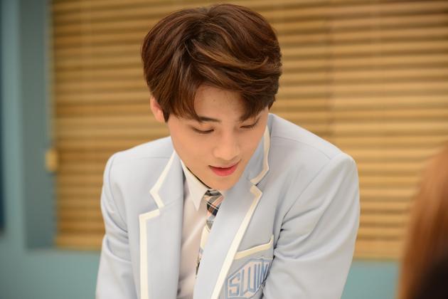 swin-s曝《new world》清新校园版mv预告