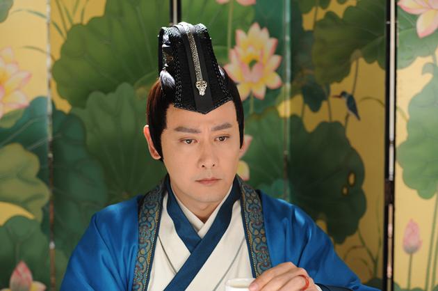 电视剧正在热播中,该剧是一部古装轻喜剧,由邱心志[微博],唐艺昕[微博