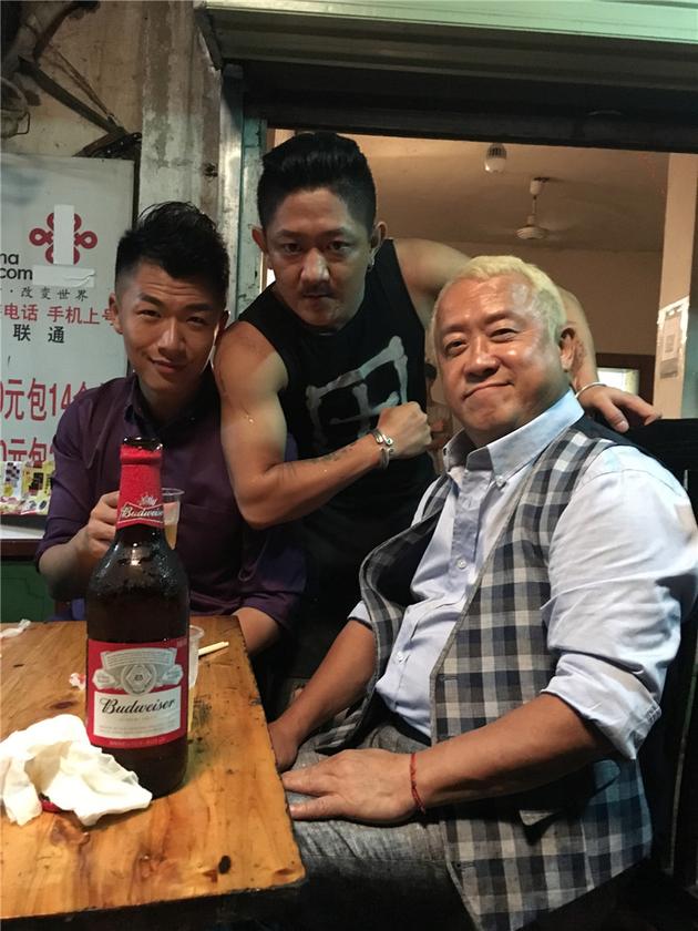 与曾志伟合作网剧