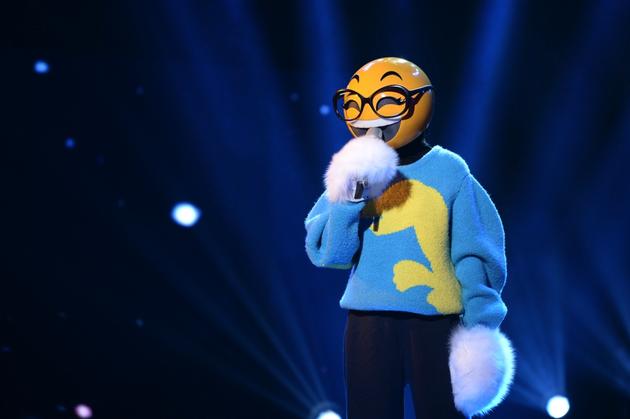 哈哈大笑很倾城