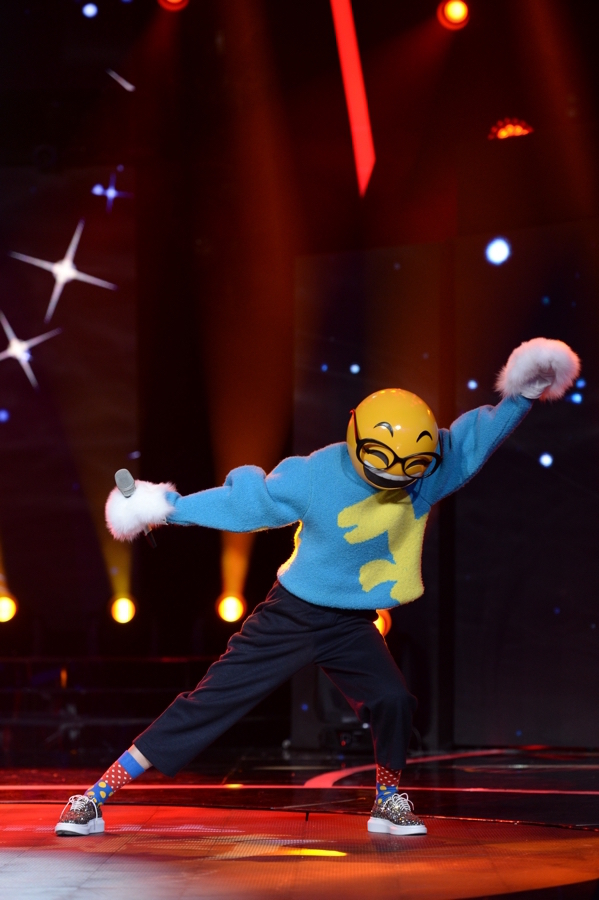 哈哈大笑很倾城