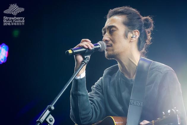 草莓音乐节万圣节大趴